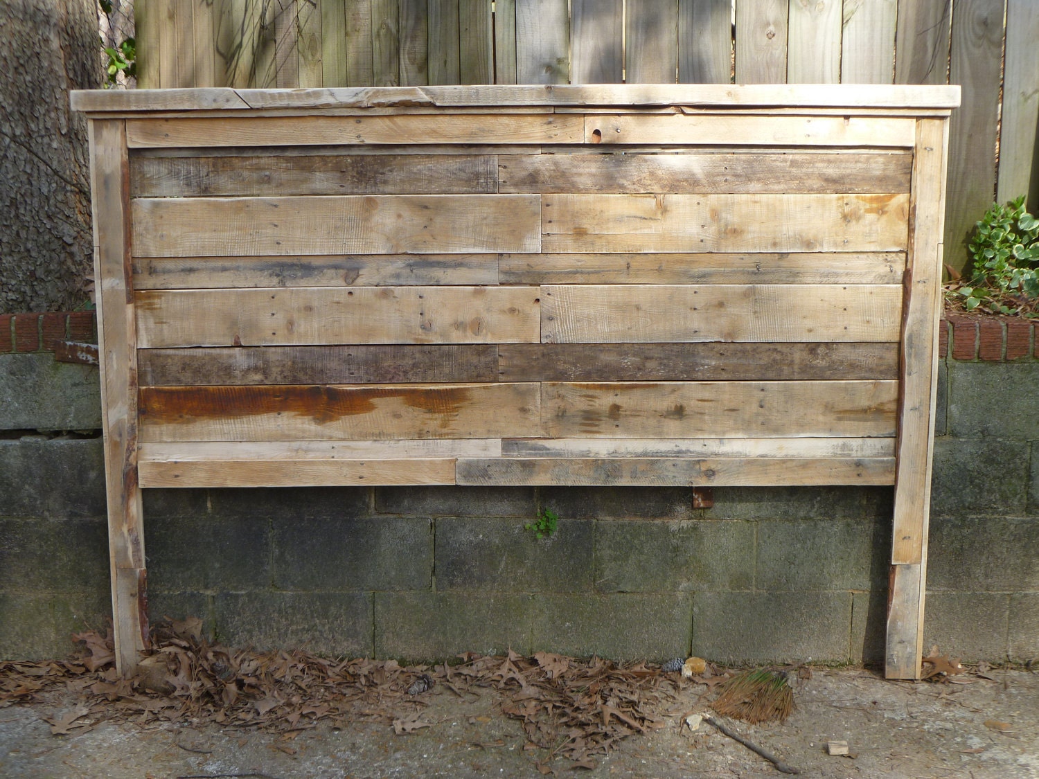 Pallet Farmhouse style headboards King Size