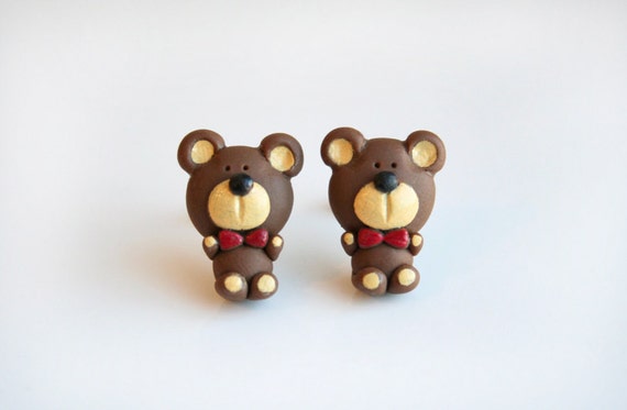 Teddy Bear stud earring