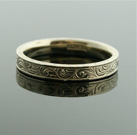 1920s White Gold Wedding Band