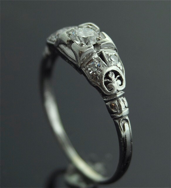 Platinum Diamond Ring Antique Ring