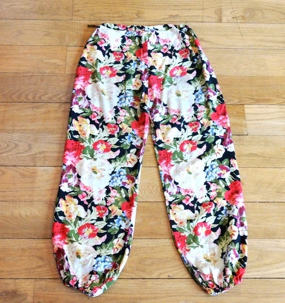 floral baggy pants