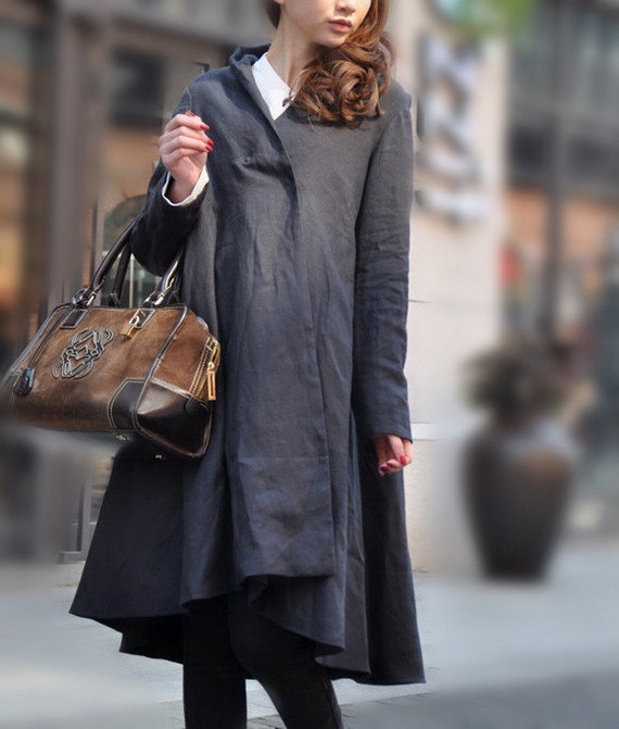 Ruffle Coat Jacket in Black / Trench coat Long by camelliatune