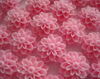 Resin Cabochon Flowers / 12 pcs Pink Resin Dahlia Mum 15mm