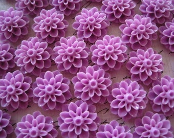 Resin Flower Cabochons / 6 pcs Lilac Resin Dahlia Mum 15mm