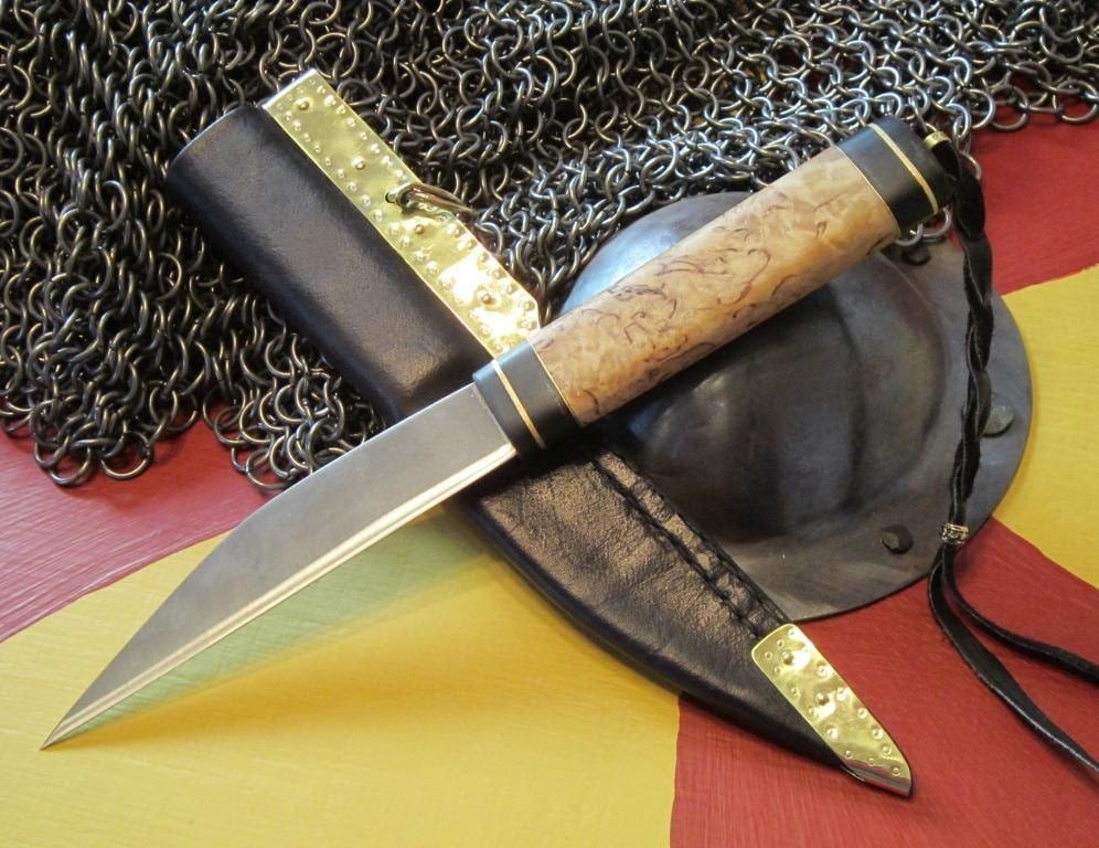 Viking Seax knife of Masur Birch and horn