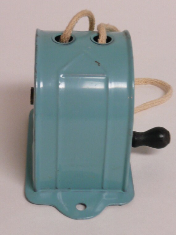 1940s Aqua Turquoise Metal Retractable Clothesline Vintage