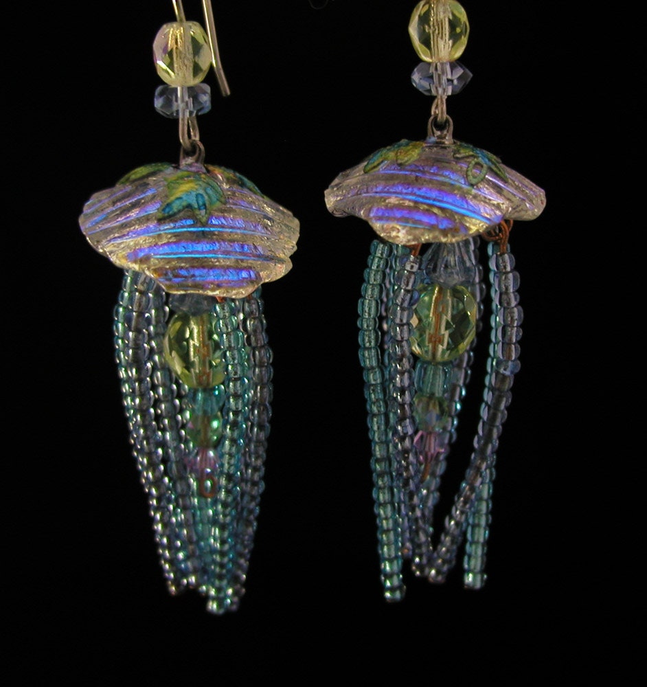 Fabulous Jellyfish Earrings Iridescent Glass