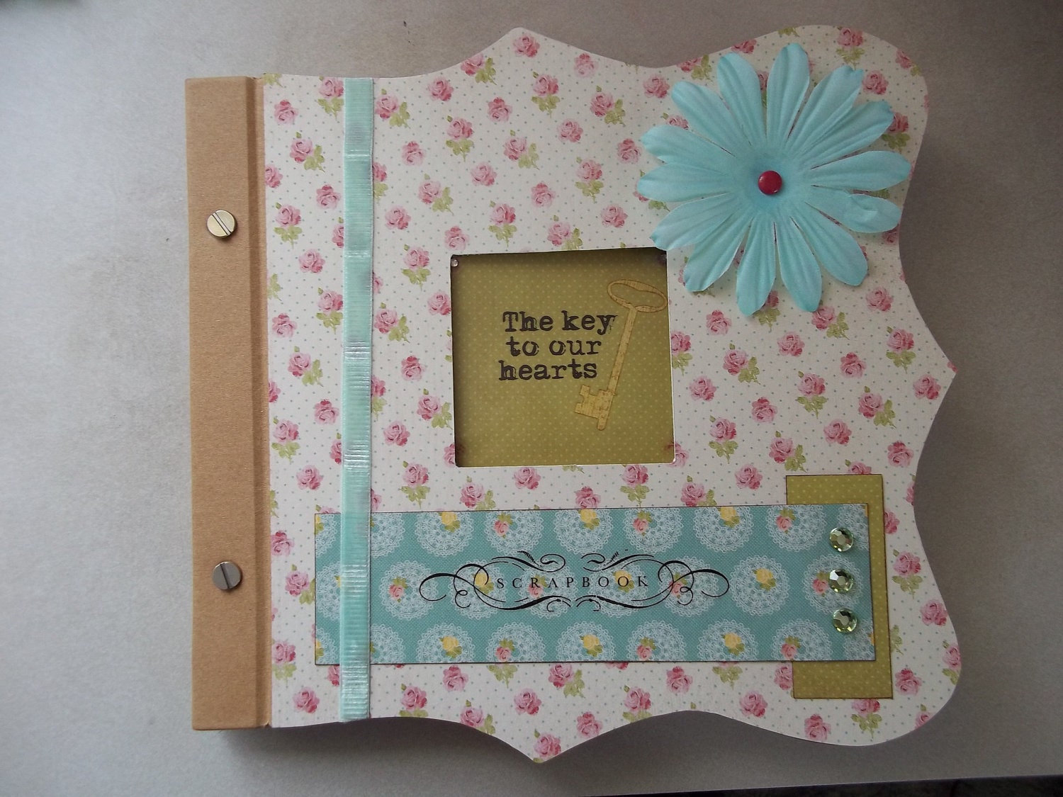 Post bound decorated scrapbook album
