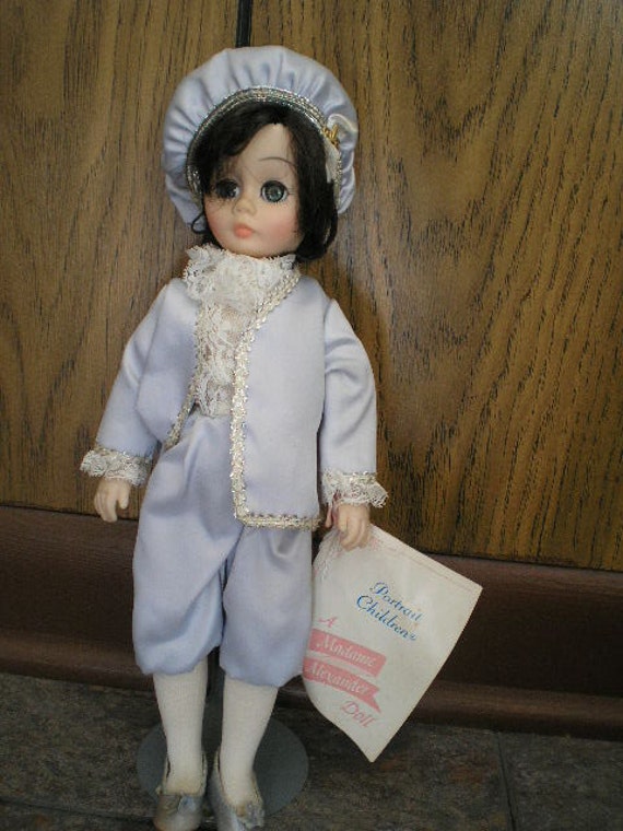 Items similar to Vintage Madame Alexander Doll 