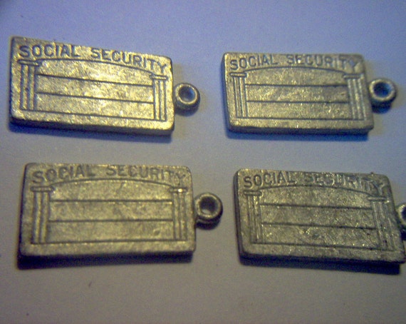 security social card 1970 J 4 Vintage Charms Social Card Security Metal x 7