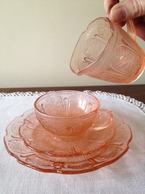 depression glass childs tea set