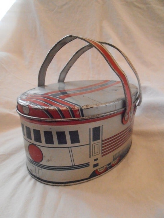 Decoware Burlington Zephyr Train Oval Lunch Box