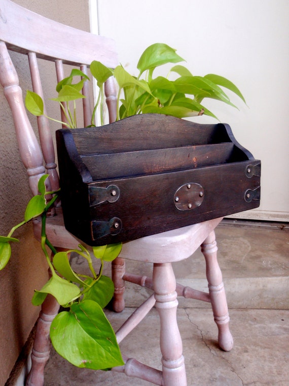 Shabby chic wooden mail organizer
