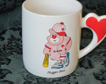 Love Mug Slugger Bear Mug 1984, Bear Mug, Sweet Heart Mug, Vintage Mug, Cup, Vintage Dishes, Vintage Kitchen, :)s*