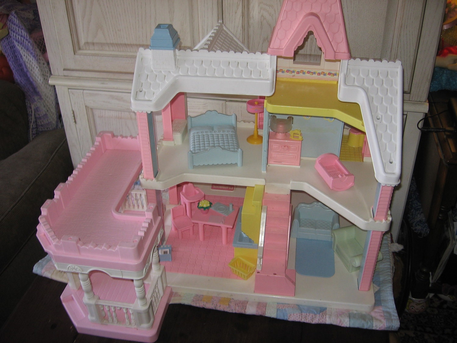 vintage pink dollhouse