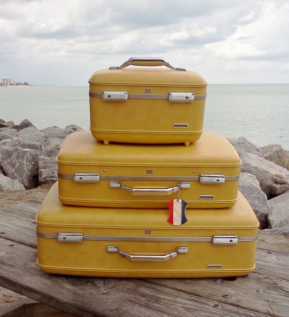 American Tourister Luggage 3 piece set Yellow 1960's