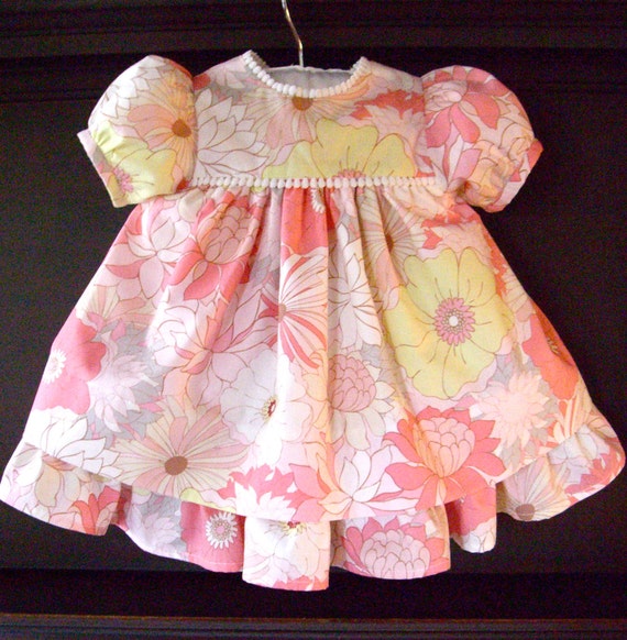 Croquette Pattern Baby Girl Dress 3-6 months and ruffled