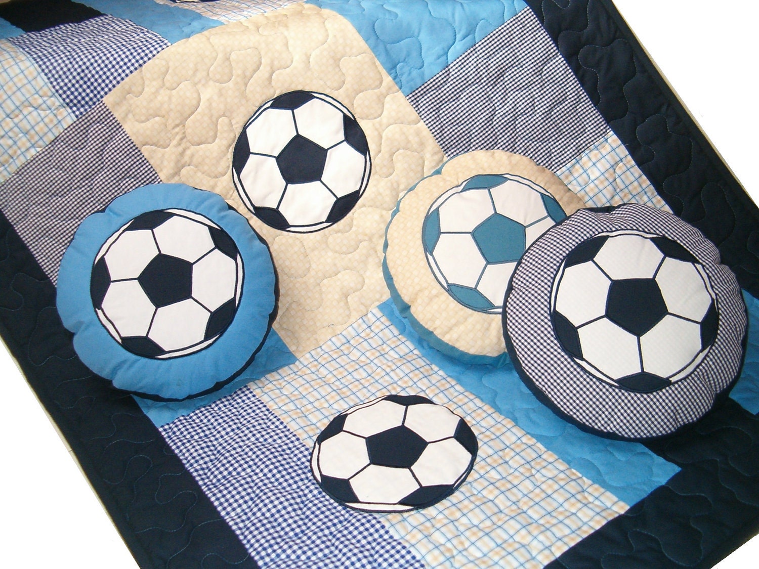 Soccer Ball Quilts - Patchwork Toddler Blanket - Sports ...