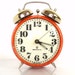 Vintage Mechanical Red Alarm Clock Mera-Poltik