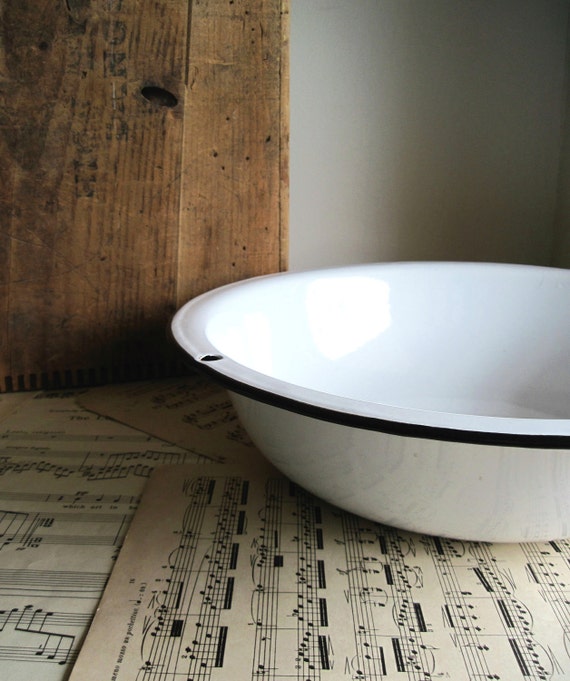 Vintage White Enamelware Wash Pan
