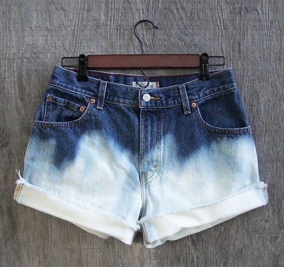 vintage levis high waisted denim shorts