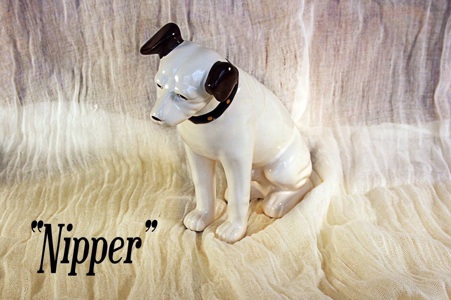 nipper figurine