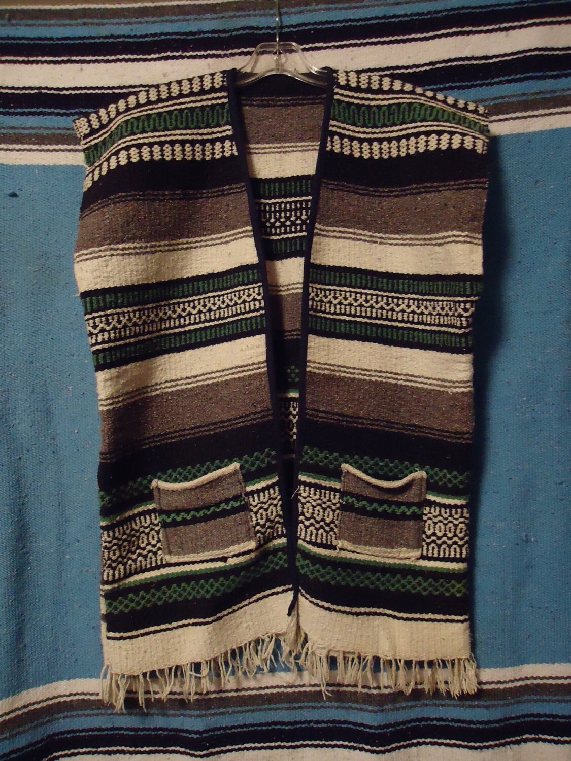Vintage 1970s Mexican Blanket Vest Poncho w Pockets