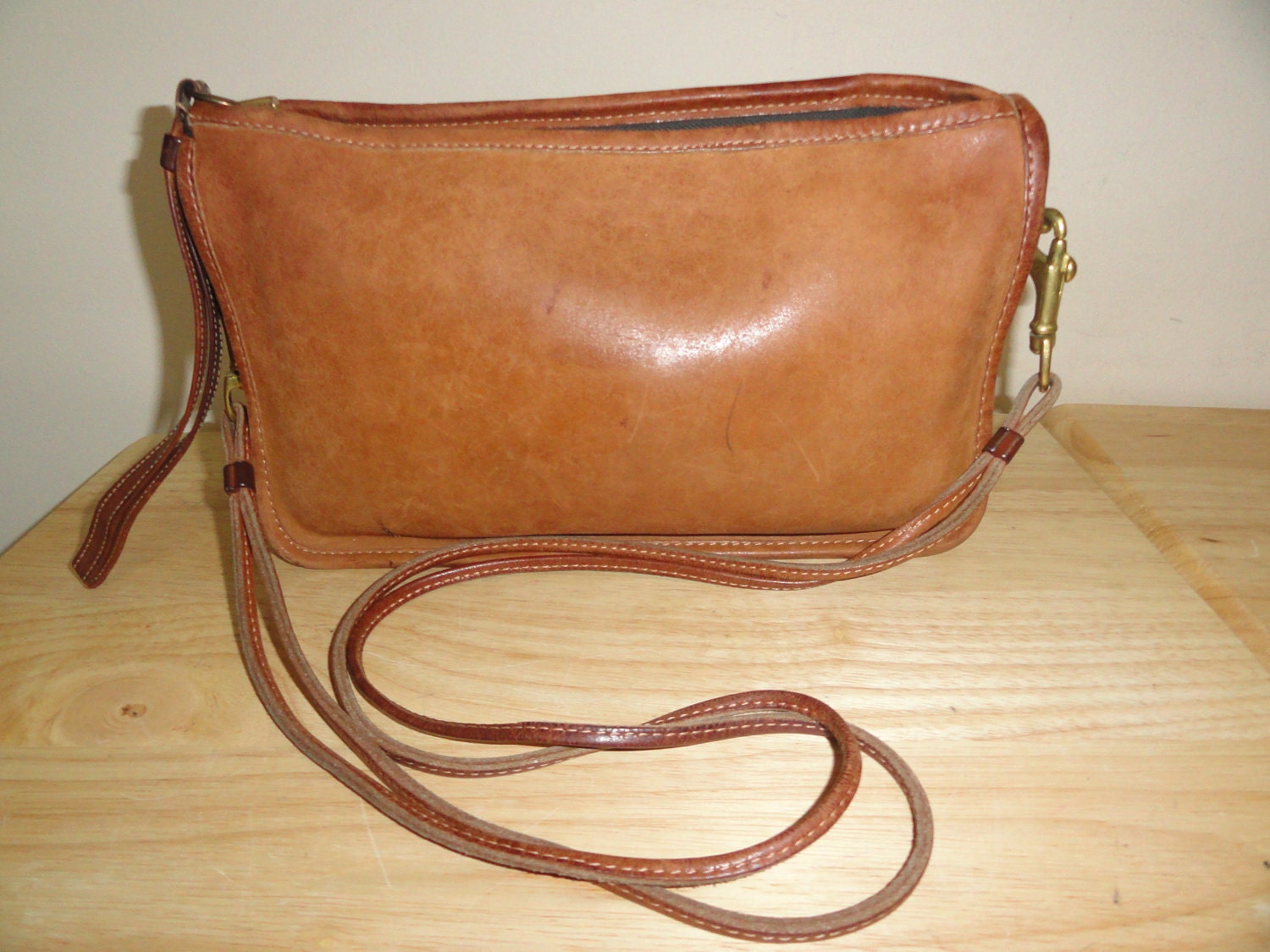Vintage Tan Brown Leather Coach Clutch Bag No. 4408 Made by JP1977