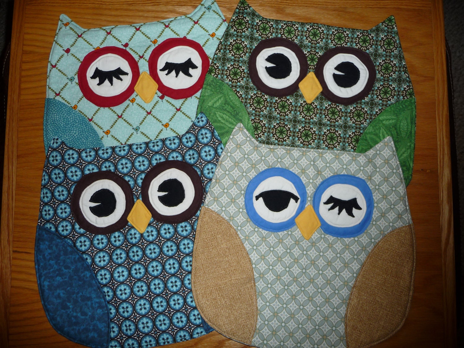 Set of 4 unique Owl Placemats