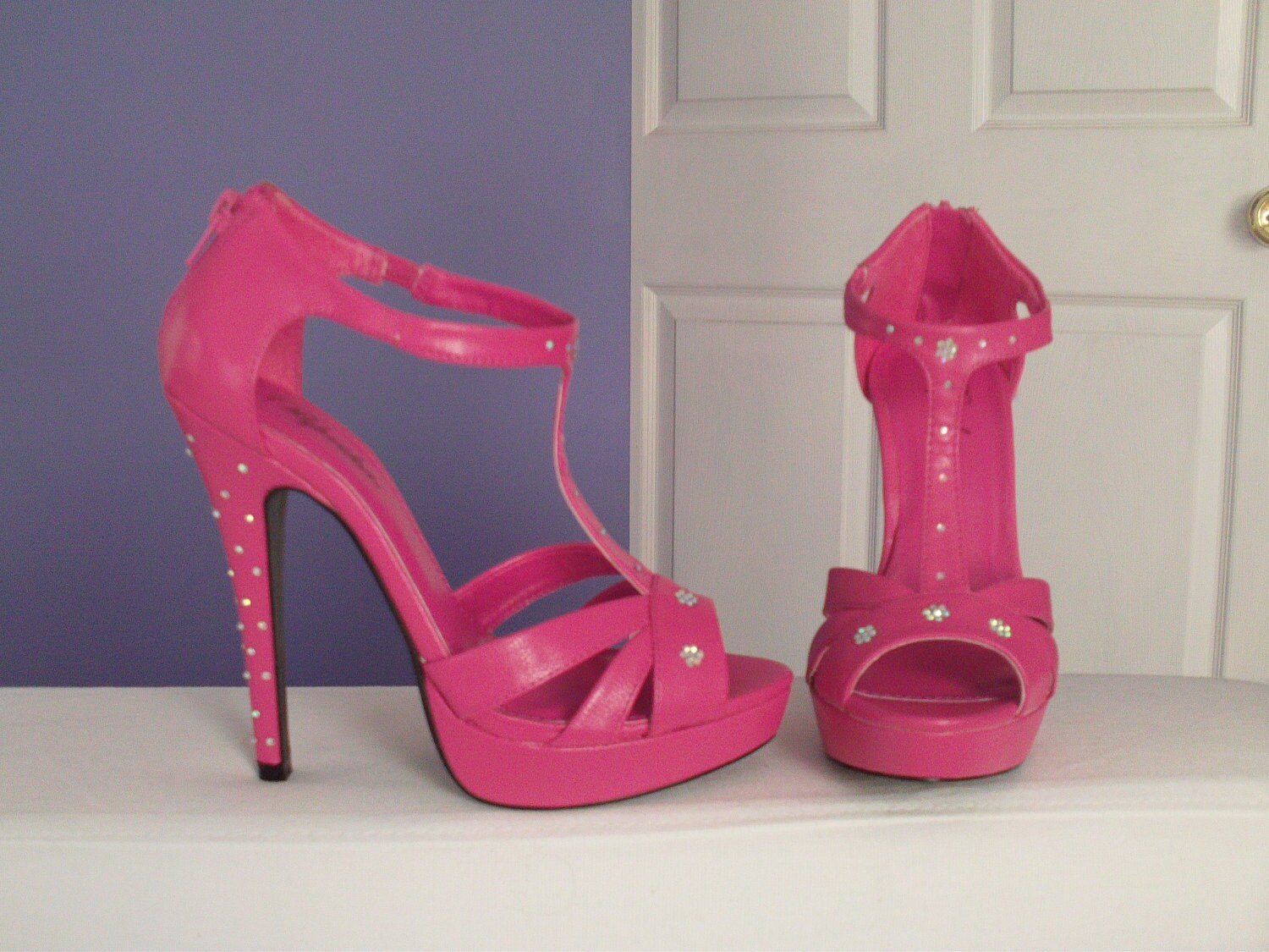 wide fit high heels size 8