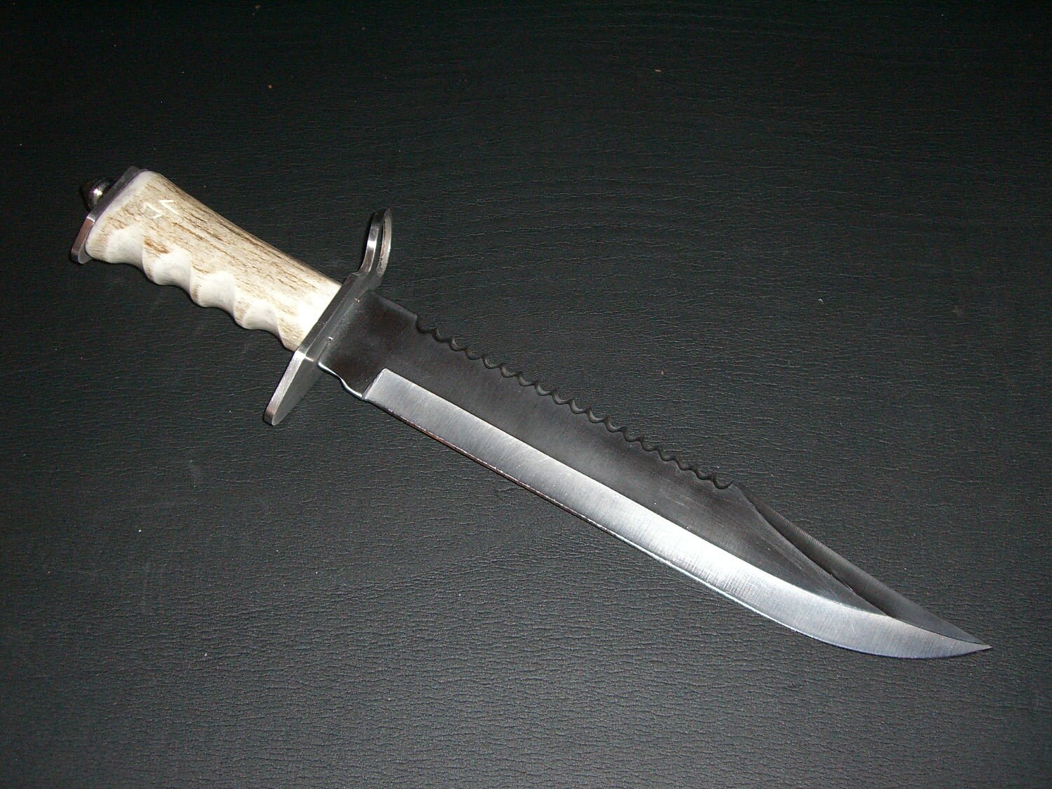 Jungle Bowie Survival 15 Knife Stainless Steel Saw