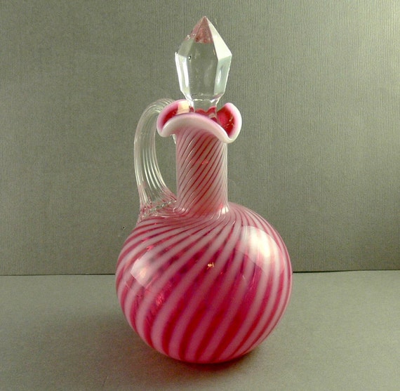 Vintage Cruet Fenton Art Glass Cranberry Opalescent Swirl