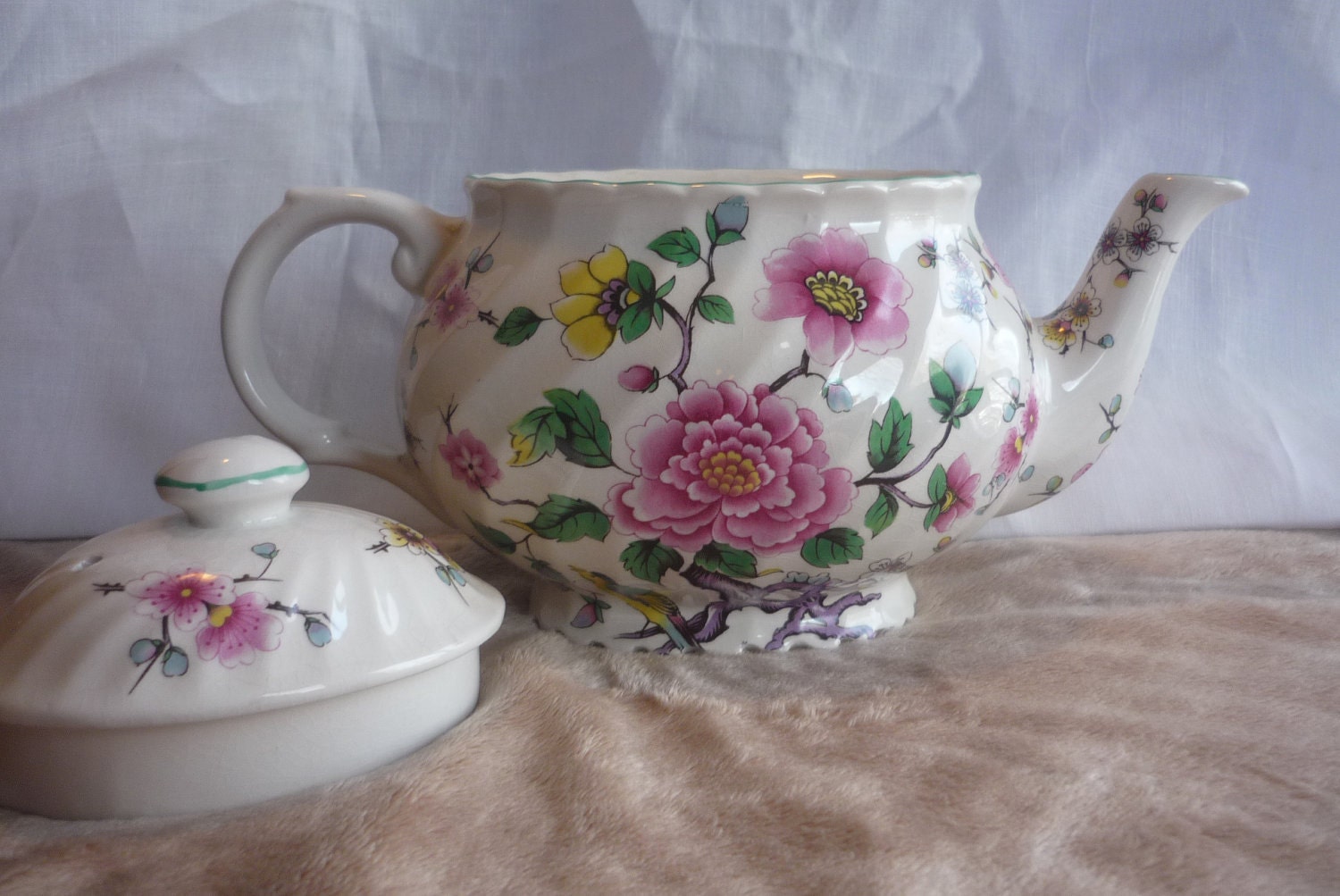 James Kent Chinese Rose Old Foley Tea Pot and Lid Cottage