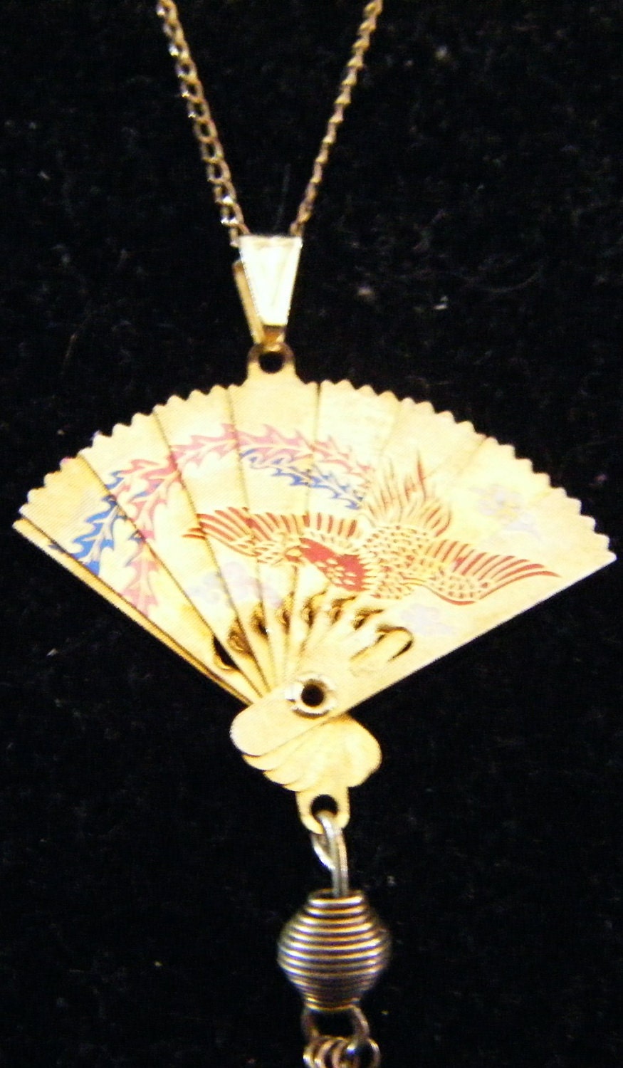 Vintage Oriental Fan Necklace That Opens and Closes With
