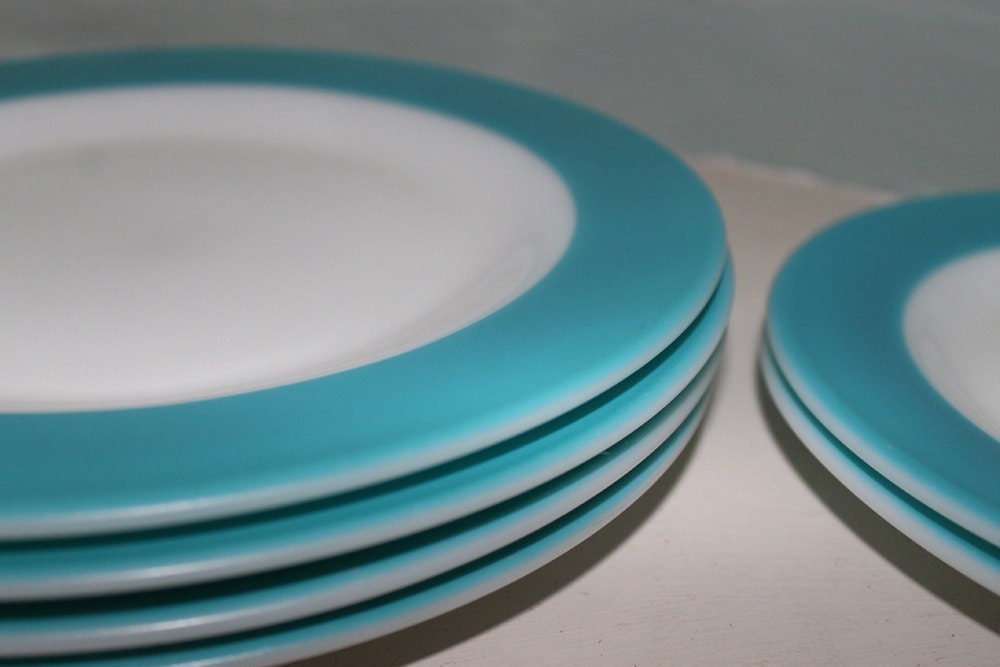 Turquoise Pyrex Dinner Plates Salad Plates and Saucers Set