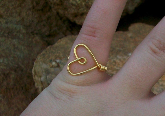 wire heart ring