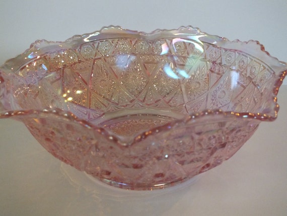 Le Smith Carnival Glass Pink Iridescent Bowl Vintage 6805