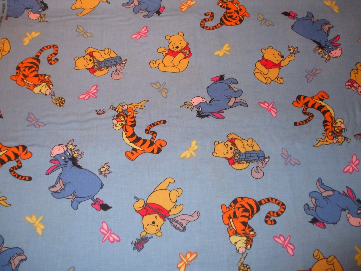 BABY WINNIE the POOH & friends 100 cotton quilting fabric Fat