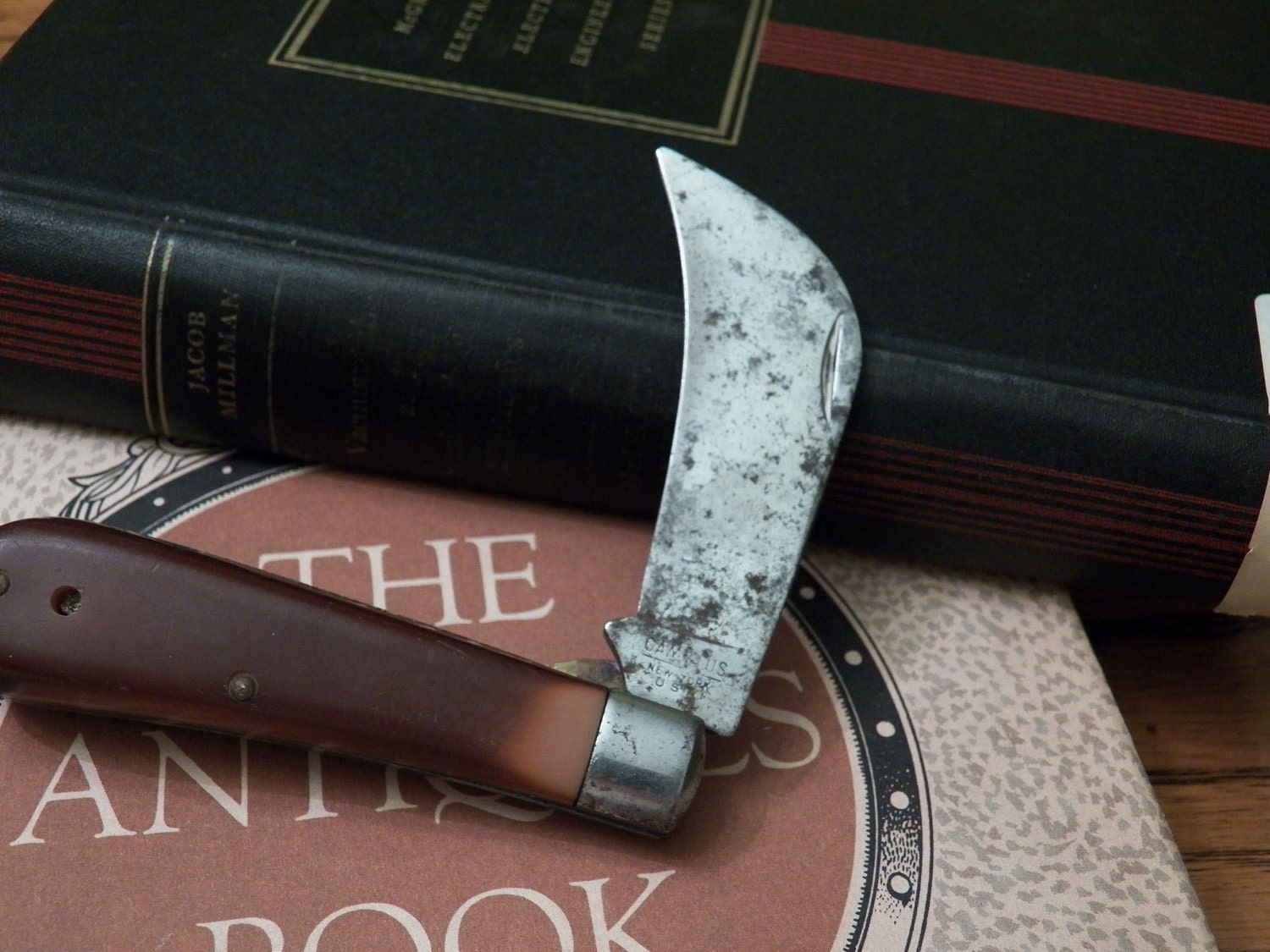 Vintage Camillus Hawkbill 1 Folding Knife Pocket Knife