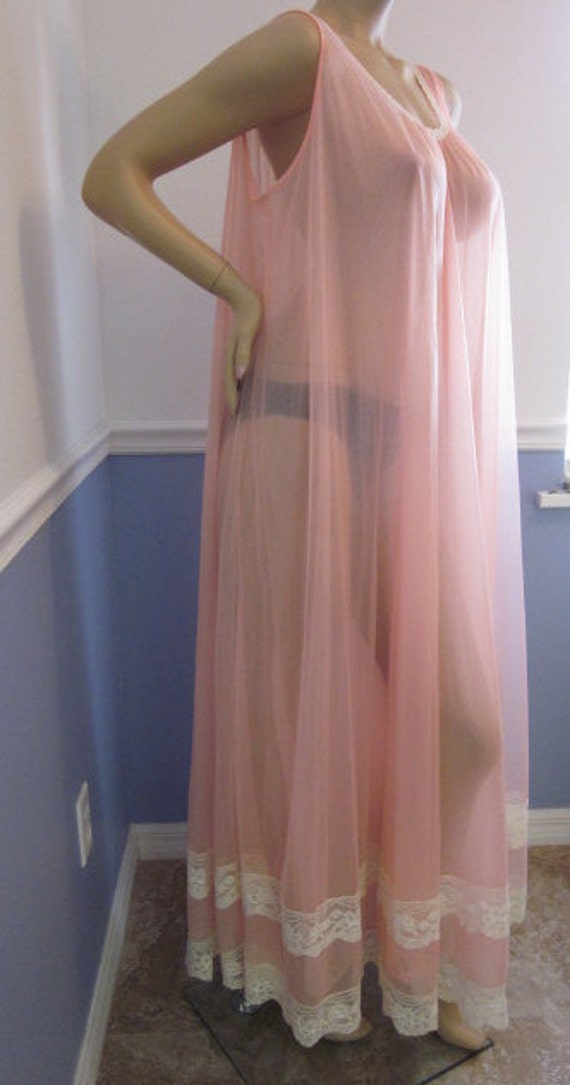 Vintage Gold Label MISS ELAINE NIGHTGOWN Sheer Pink Nylon.