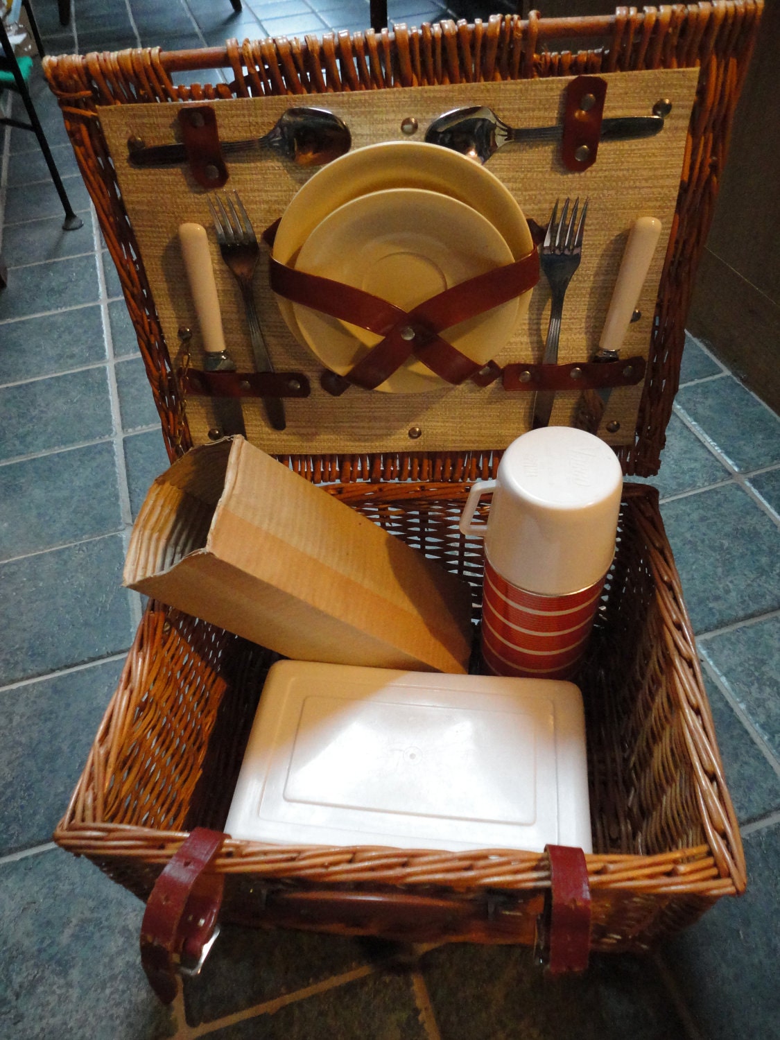 Vintage Picnic Basket OPTIMA LONDON Made in by