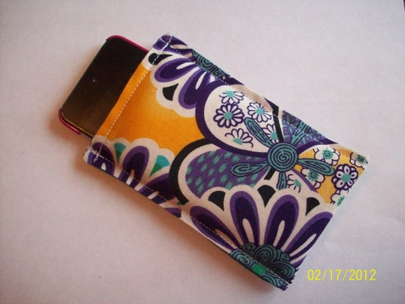 Padded iPod Sleeve Yellow and Purple Flowers