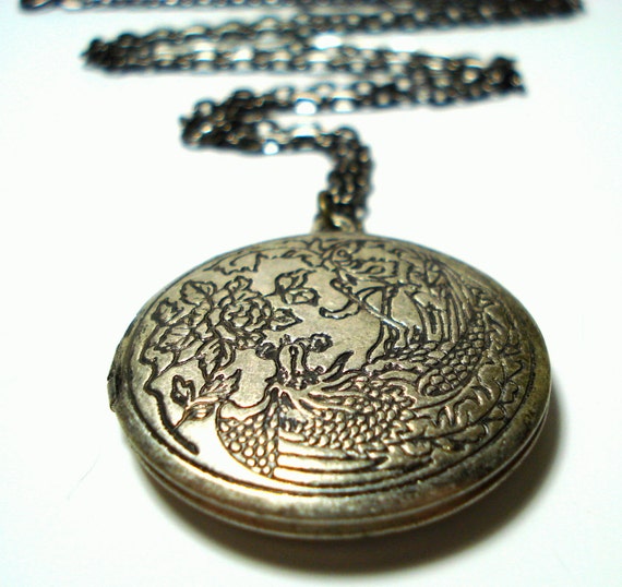 Solid Perfume Locket Vintage Silver Finish Round