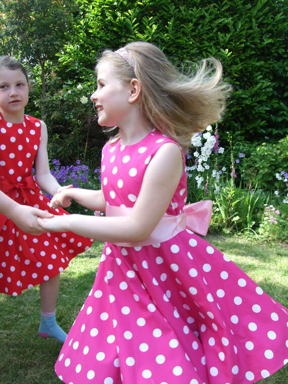 polka dots theme party outfits