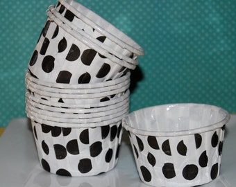 Grease proof baking Cups - Black polka dots - Candy Cups Nut cups cupcake liners muffin cups Ice cream cup dessert cups - (24) count