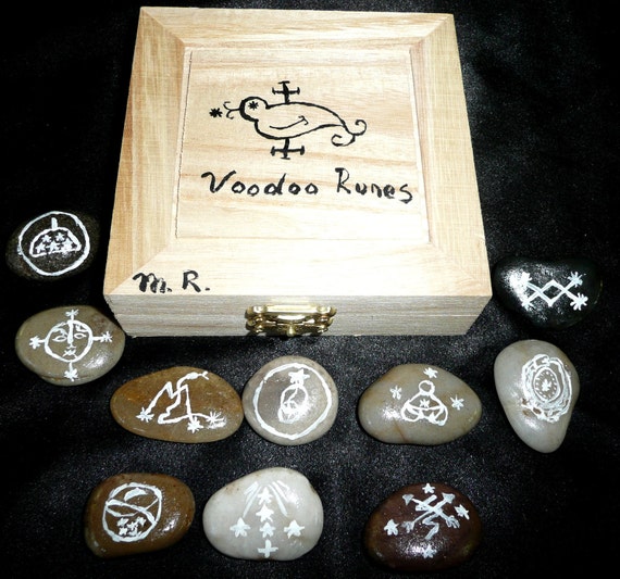 Items similar to Hoodoo Voodoo Veve Rune Set 10 Stones River