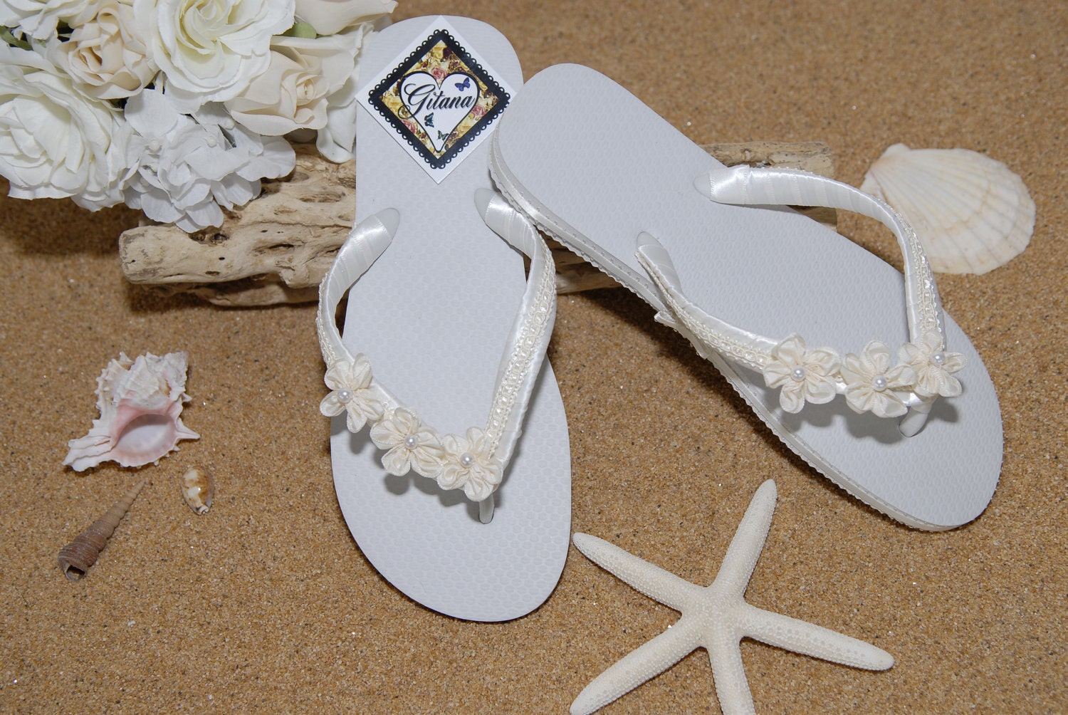 Bridal Flip Flops Bridal Sandals Beach Wedding by GitanaBridal