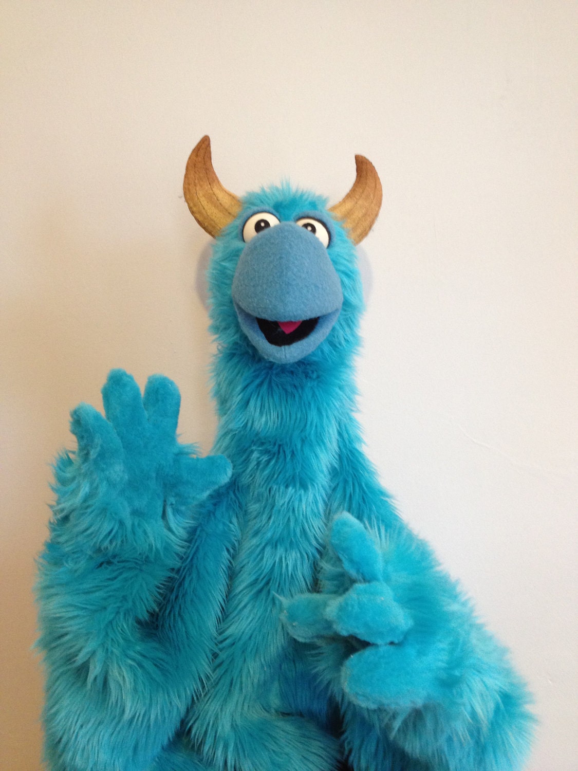 A PUPPET A DAY Blue Live Hand Monster puppet .. by apuppetaday