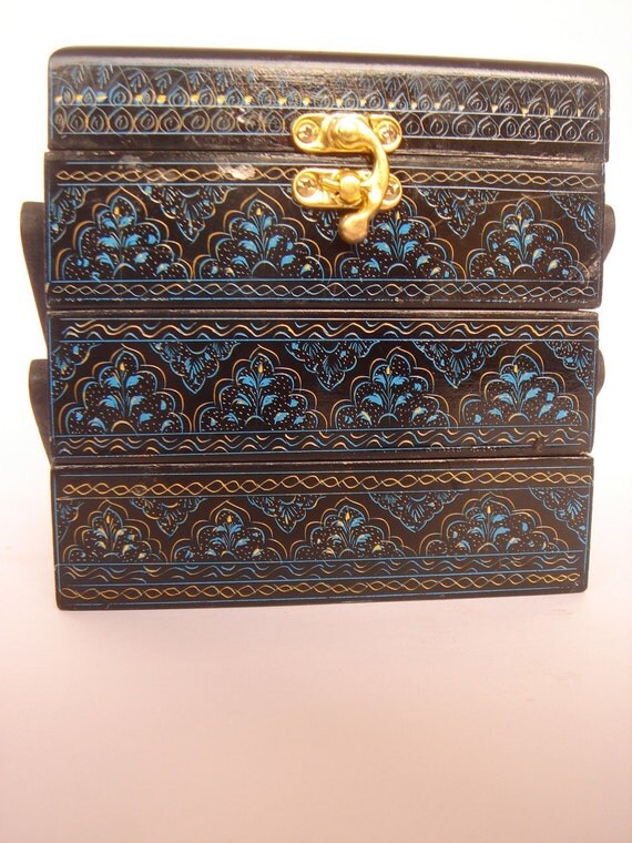 Items similar to Wooden jewelry box engraved with Lacquer Art three