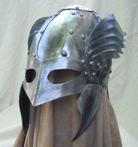 Valkyrie armor helmet : Unique hand made in Canada